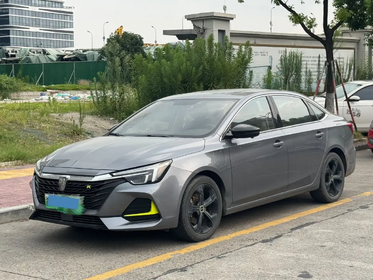 2021 Roewe i6 MAX 1.5T 169HP L4 AMT PHEV