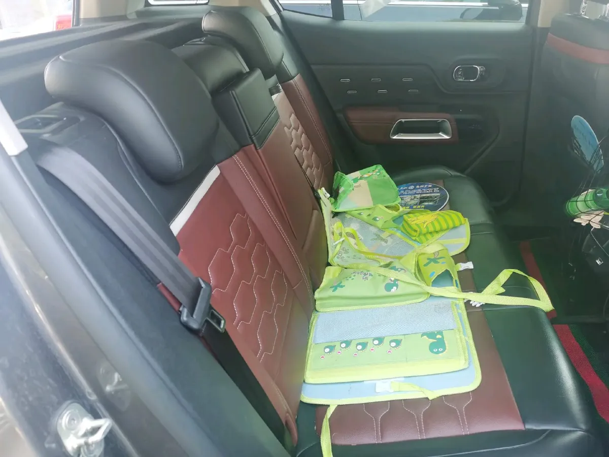 2020 Citroen C5 AircrossS 1.6T 200HP L4 8AT PHEV 12.96KWH,autocango,china used car exporter,china ev exporter,chinese used car exporter,chinese used ev exporter