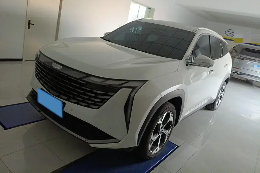 2023 Geely StarRay 1.5T 181HP L4 7DCT