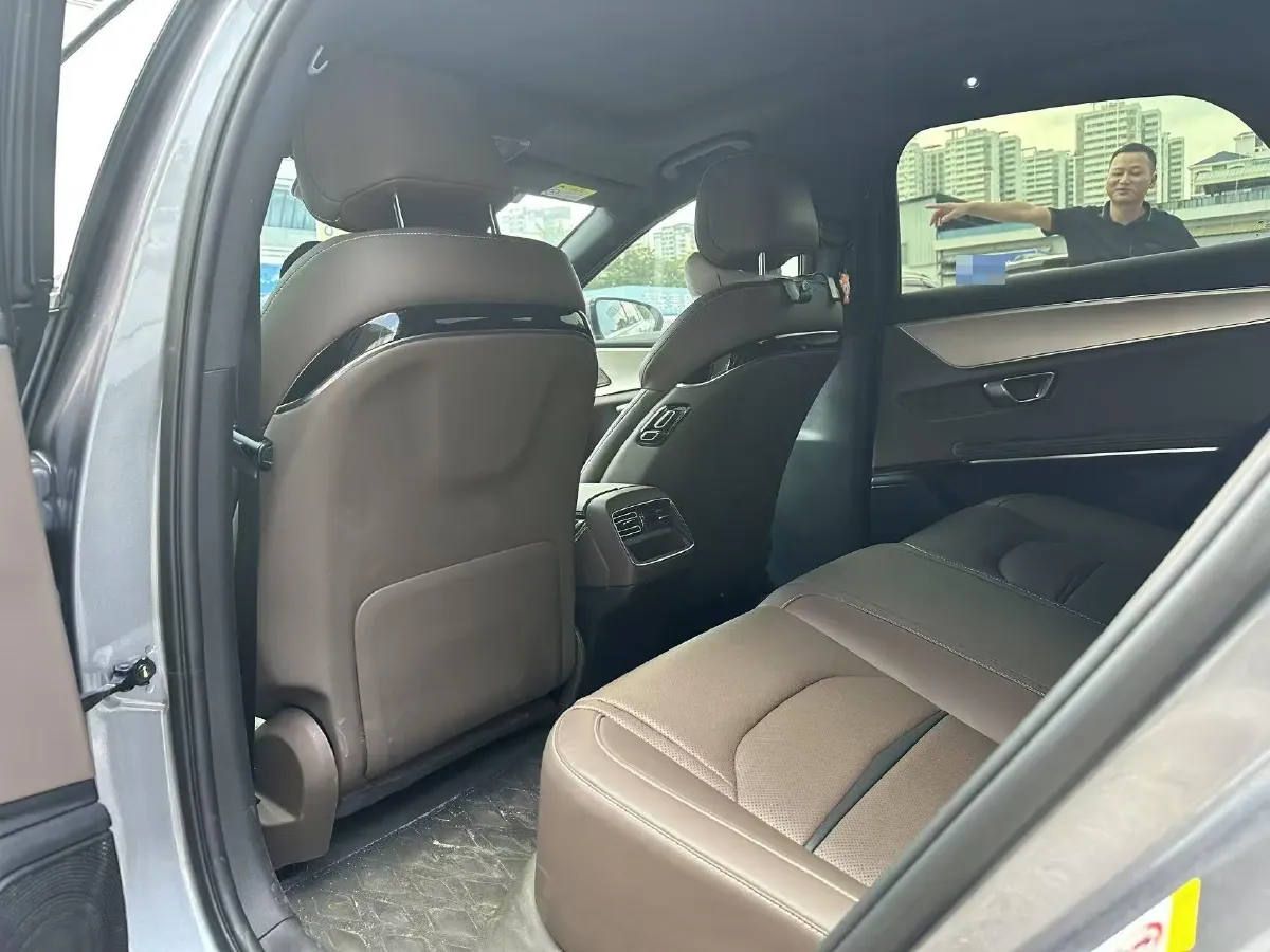 2021 BYD e9 BEV 64.8KWH,autocango,china used car exporter,china ev exporter,chinese used car exporter,chinese used ev exporter