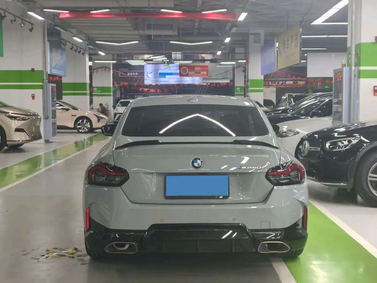 2024 BMW 3.0T 333HP L6 8AT,autocango,china used car exporter,china ev exporter,chinese used car exporter,chinese used ev exporter