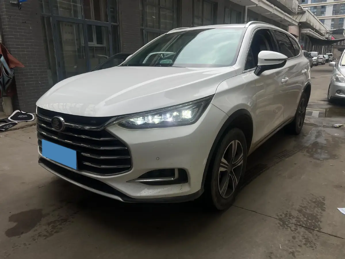 2018 BYD Tang 2.0T 205HP L4 6AT