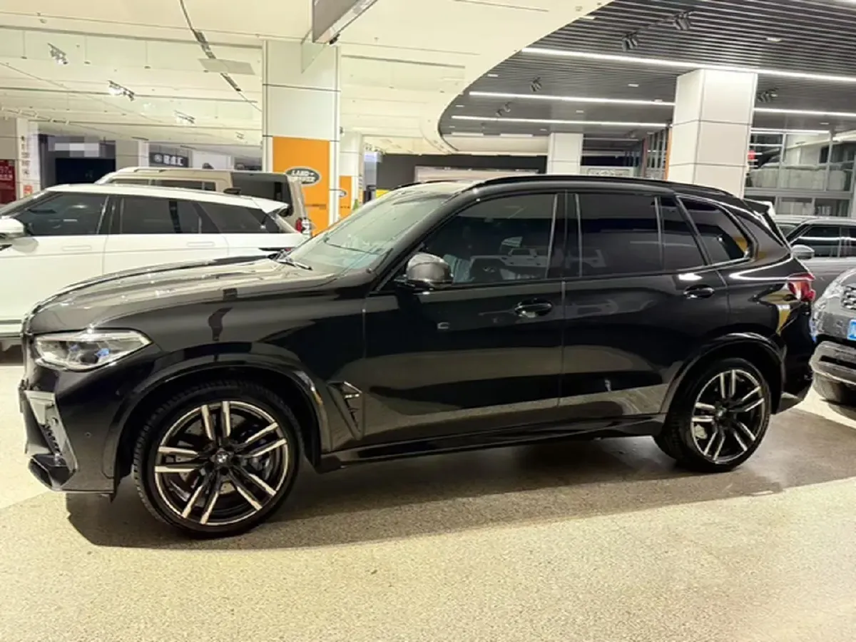 2020 BMW X5 M 4.4T 600HP V8 8AT,autocango,china used car exporter,china ev exporter,chinese used car exporter,chinese used ev exporter