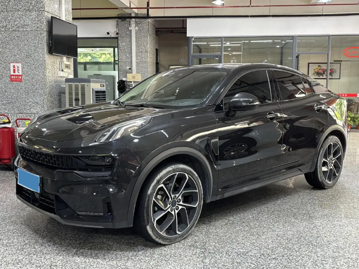 2020 LYNK&CO 05 2.0T 254HP L4 8AT