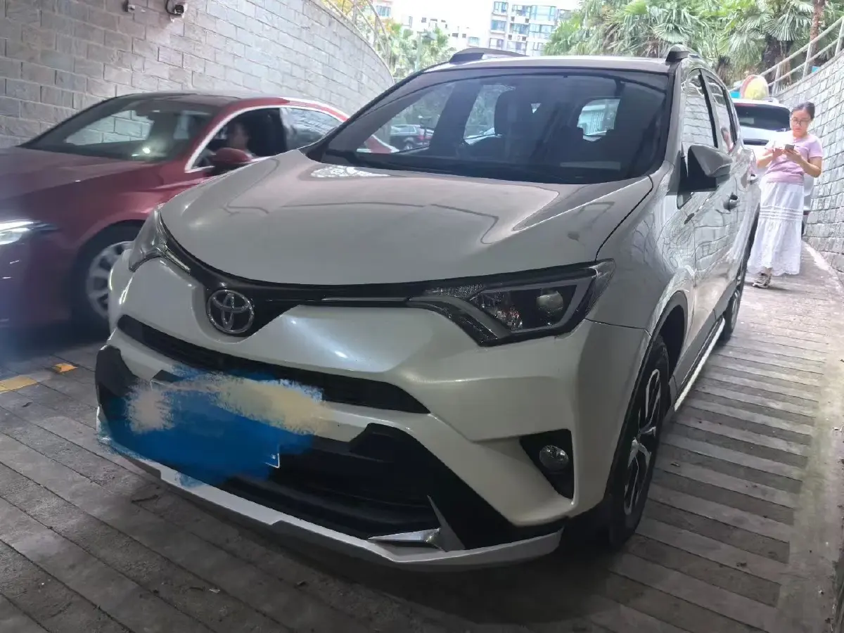 2019 Toyota RAV4 2.0L 151HP L4 CVT