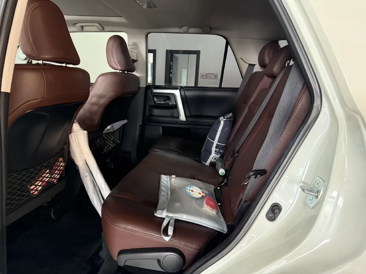 2020 Toyota Yaris 1.6T 261HP L3 6MT,autocango,china used car exporter,china ev exporter,chinese used car exporter,chinese used ev exporter