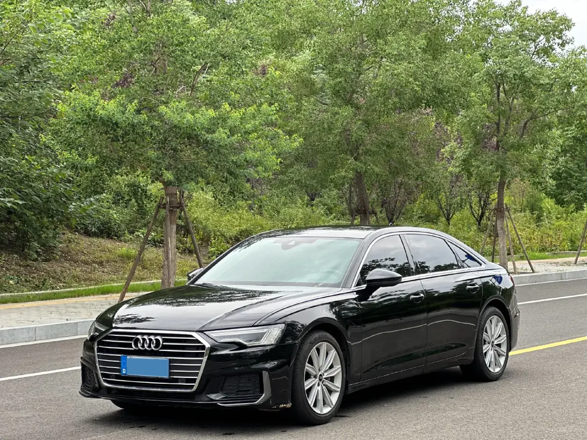 2022 Audi A6L 2.0T 224HP L4 7DCT