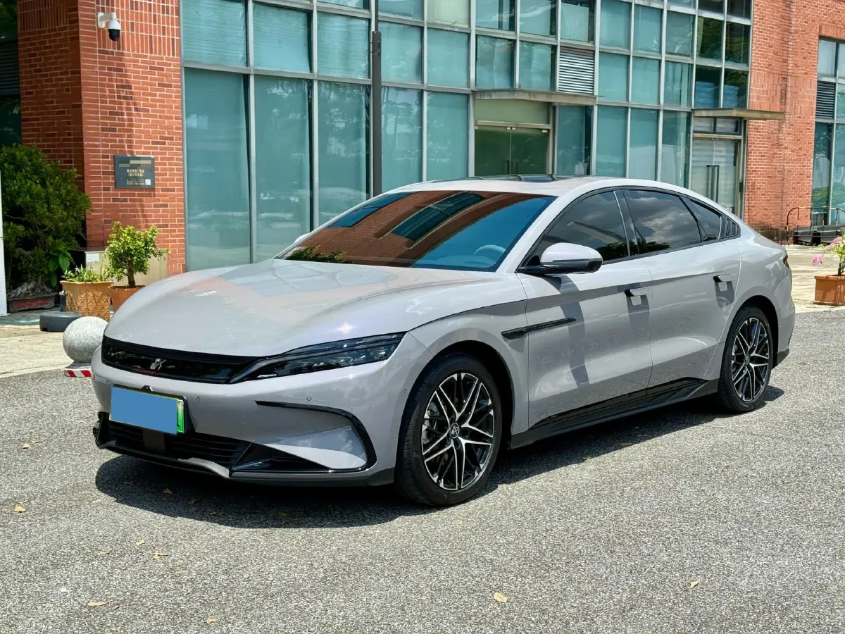 2025 BYD Han BEV 72KWH