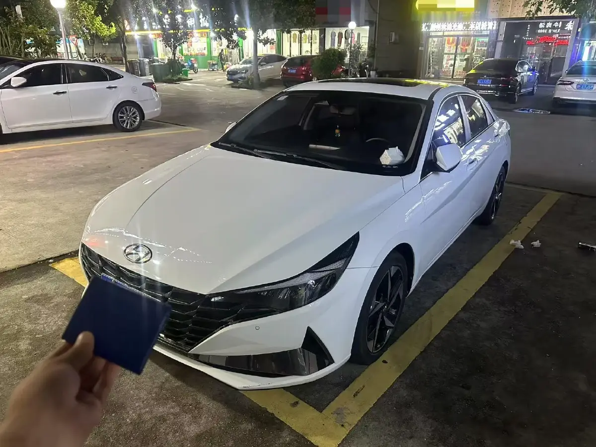 2022 Hyundai Elantra 1.4T 140HP L4 7DCT