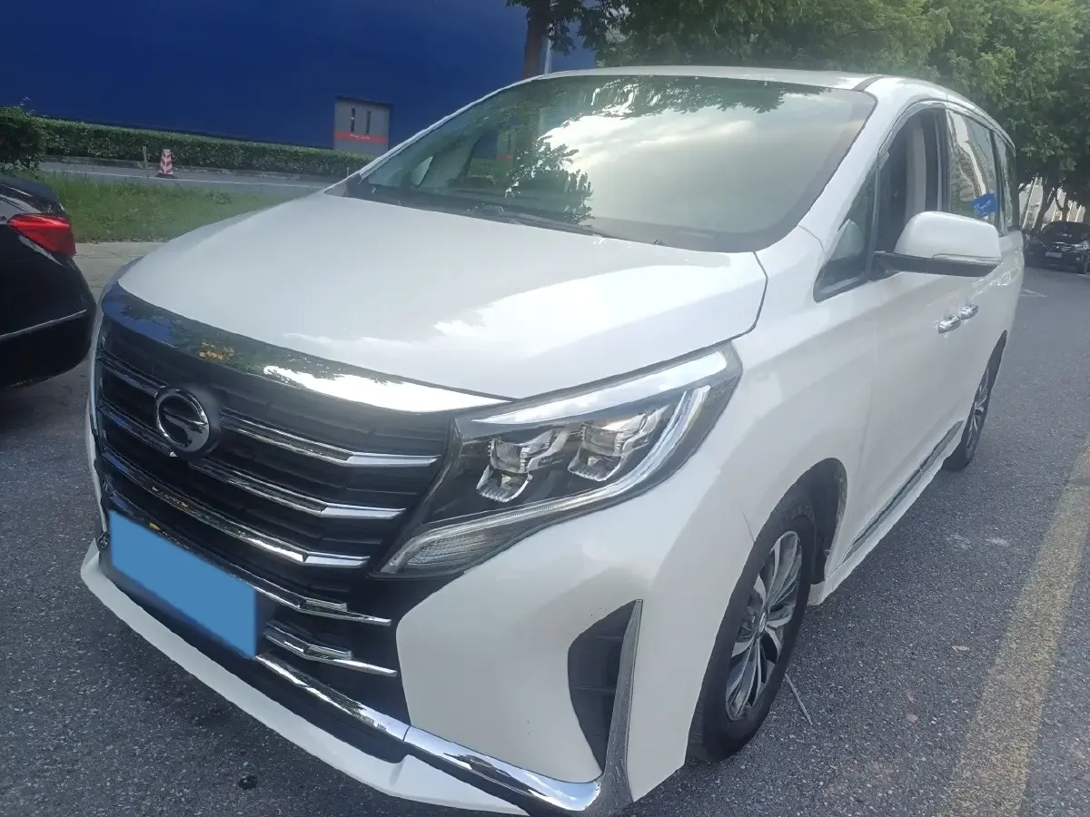 2021 GAC Trumpchi M8 2.0T 252HP L4 8AT