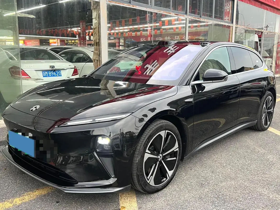 2023 NIO ET5T BEV 75KWH