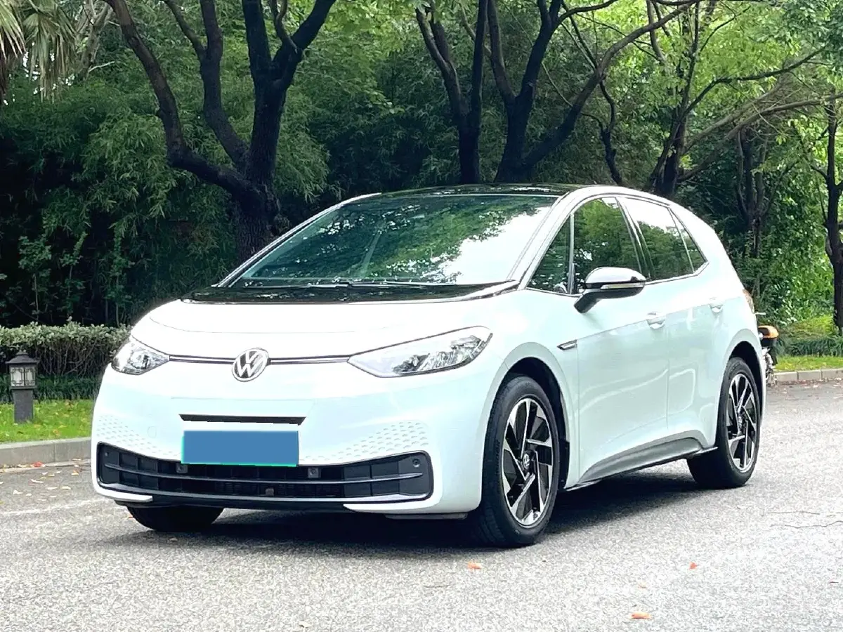 2023 Volkswagen ID.3 BEV 52.8KWH