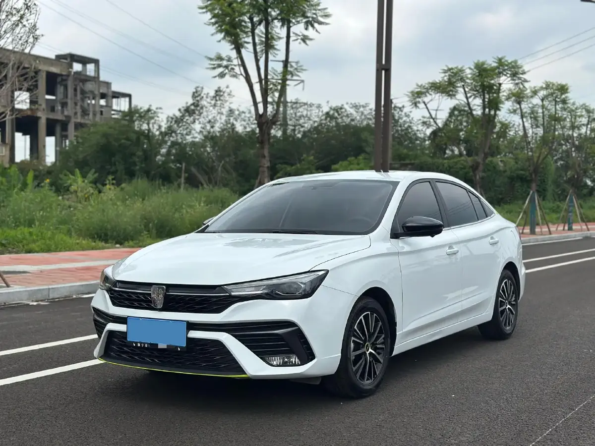 2021 Roewe i5 1.5L 120HP L4 CVT
