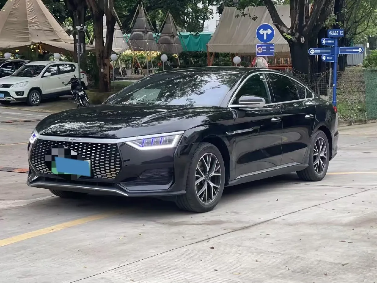 2022 BYD e9 BEV 63.36KWH,autocango,china used car exporter,china ev exporter,chinese used car exporter,chinese used ev exporter