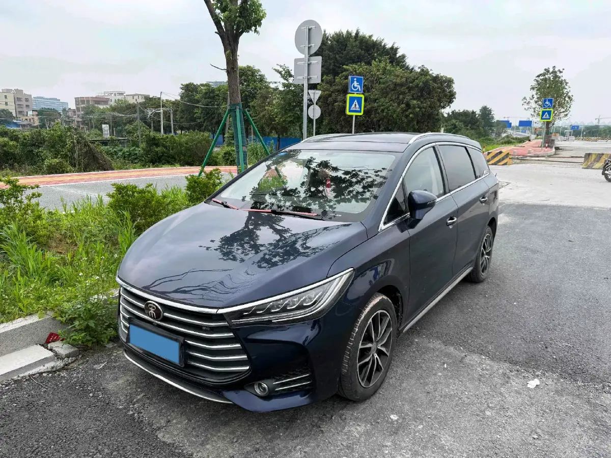 2019 BYD Song MAX 1.5T 154HP L4 6DCT
