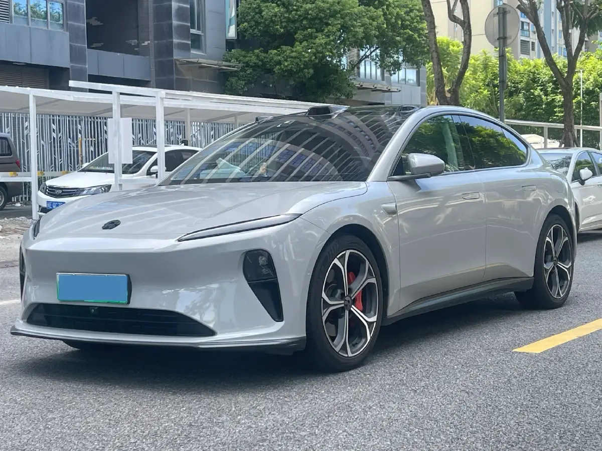 2022 NIO ET5 BEV 75KWH