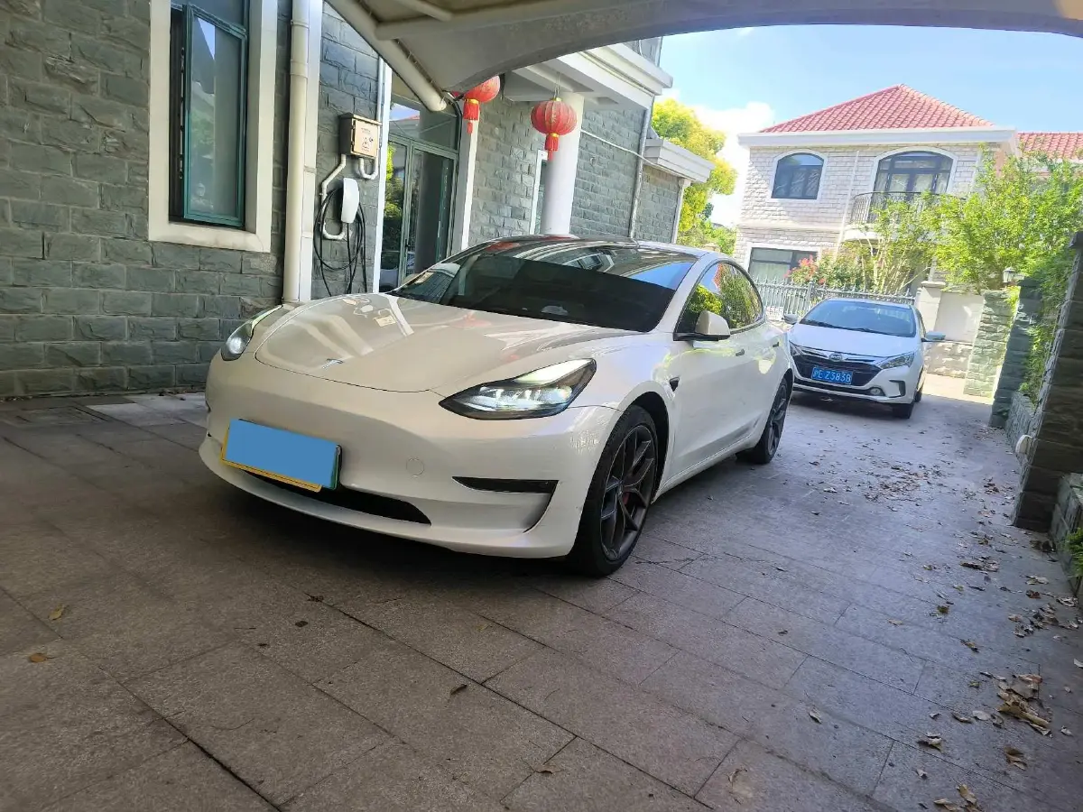 2022 Tesla Model 3 BEV 78.4KWH