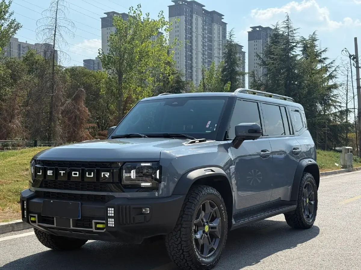 2023 Jetour Traveller 2.0T 254HP L4 7DCT