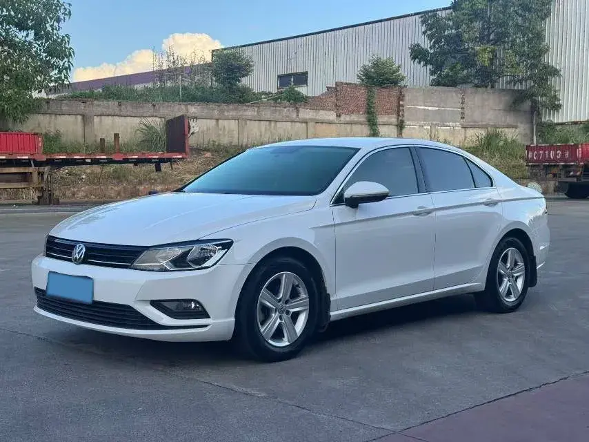 2018 Volkswagen Lamando 1.4T 131HP L4 7DCT