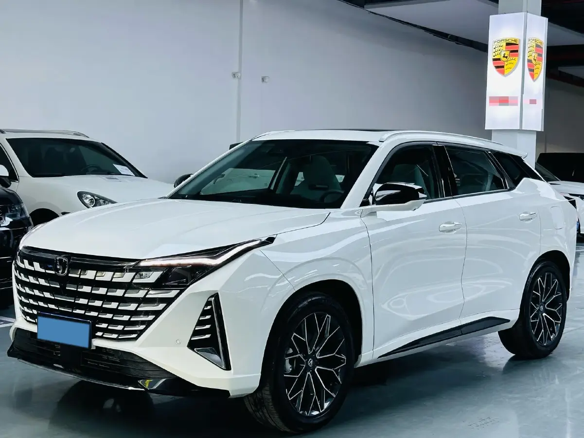 2025 ChangAn UNI-Z 1.5T 188HP L4 7DCT