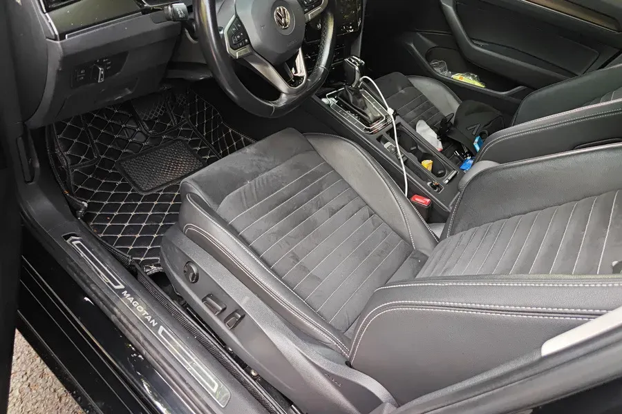 2020 Volkswagen Magotan 2.0T 186HP L4 7DCT,autocango,china used car exporter,china ev exporter,chinese used car exporter,chinese used ev exporter