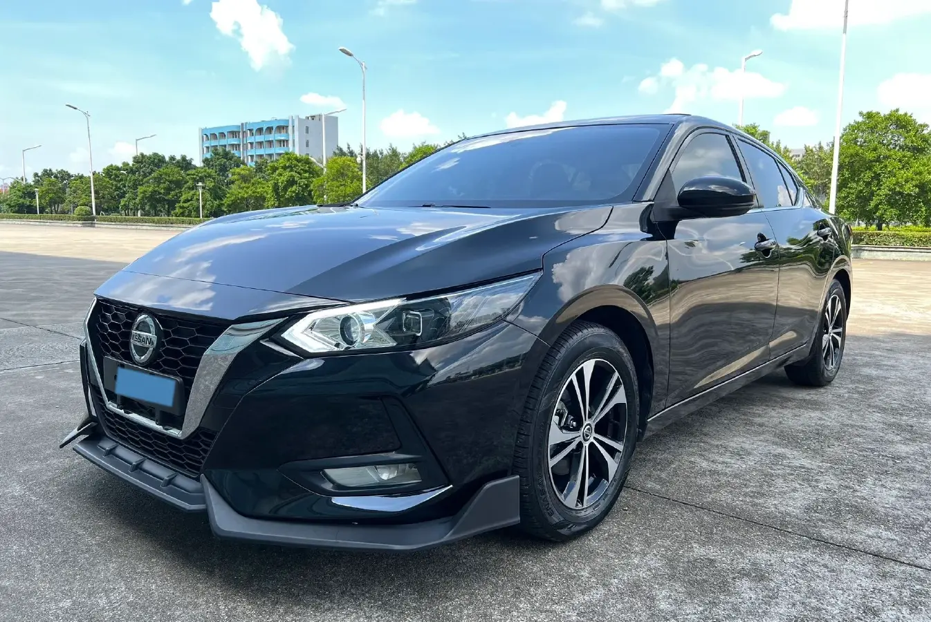 2022 Nissan Sylphy 1.6L 135HP L4 CVT