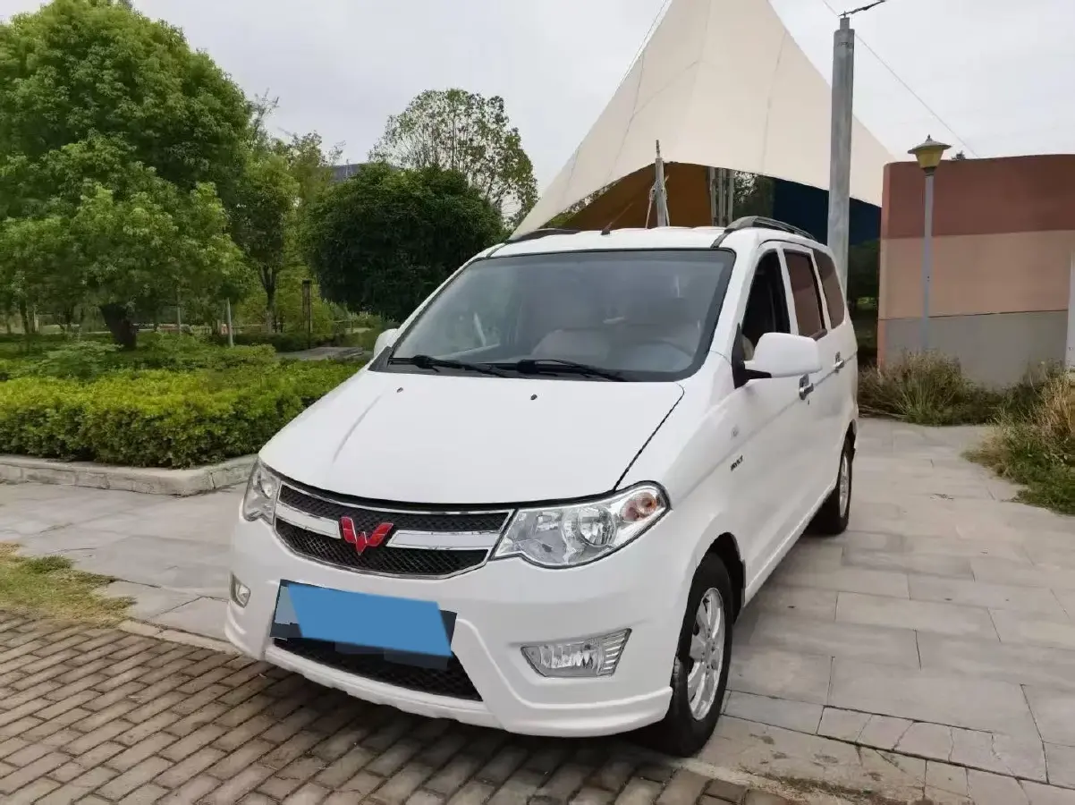 2016 WuLing HongGuang 1.5L 112HP L4 5MT