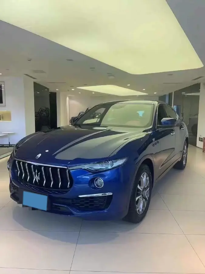2022 Maserati Levante 2.0T 330HP L4 8AT