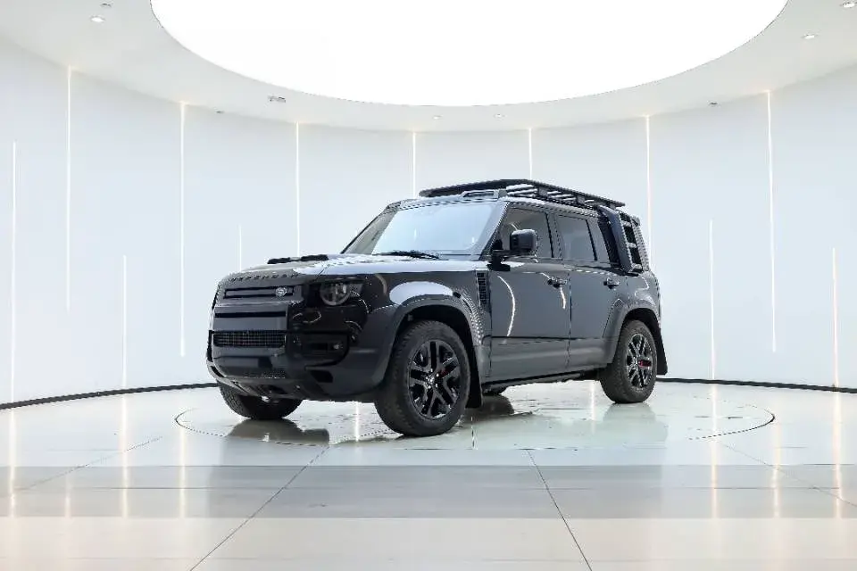 2024 Land Rover Defender 3.0T 400HP L6 8AT