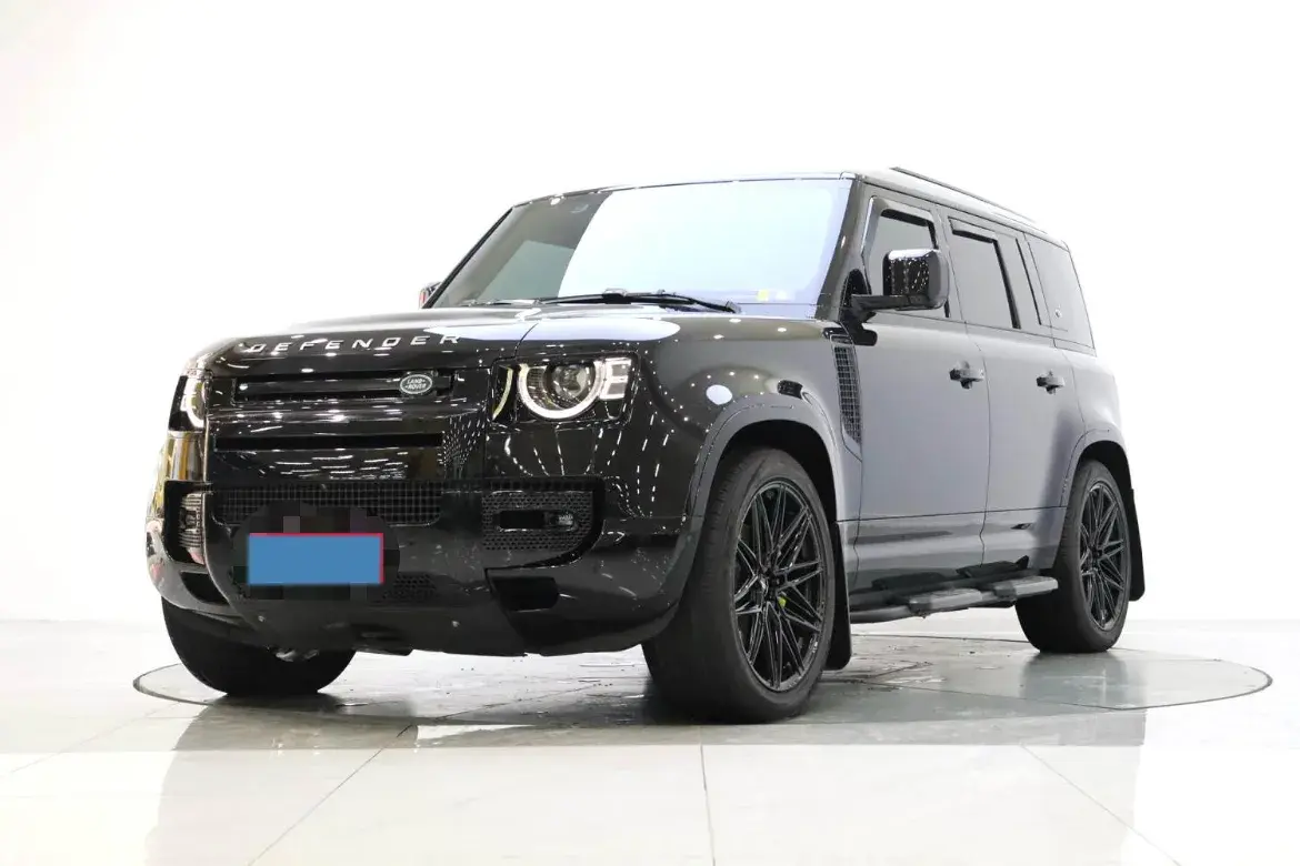 2024 Land Rover Defender 3.0T 400HP L6 8AT