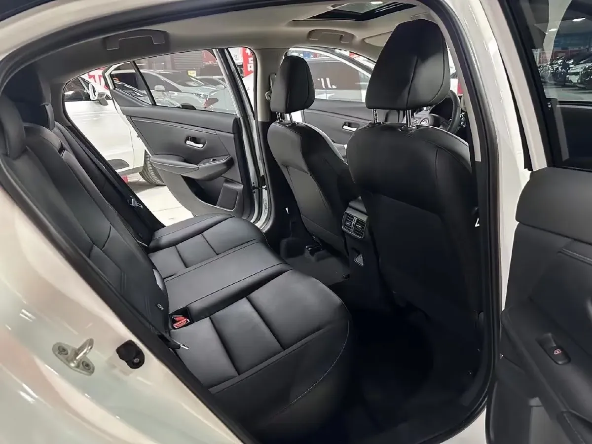 2023 Nissan Sylphy 1.6L 135HP L4 CVT,autocango,china used car exporter,china ev exporter,chinese used car exporter,chinese used ev exporter