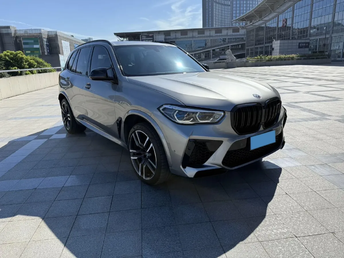 2022 BMW X5 M 4.4T 600HP V8 8AT,autocango,china used car exporter,china ev exporter,chinese used car exporter,chinese used ev exporter