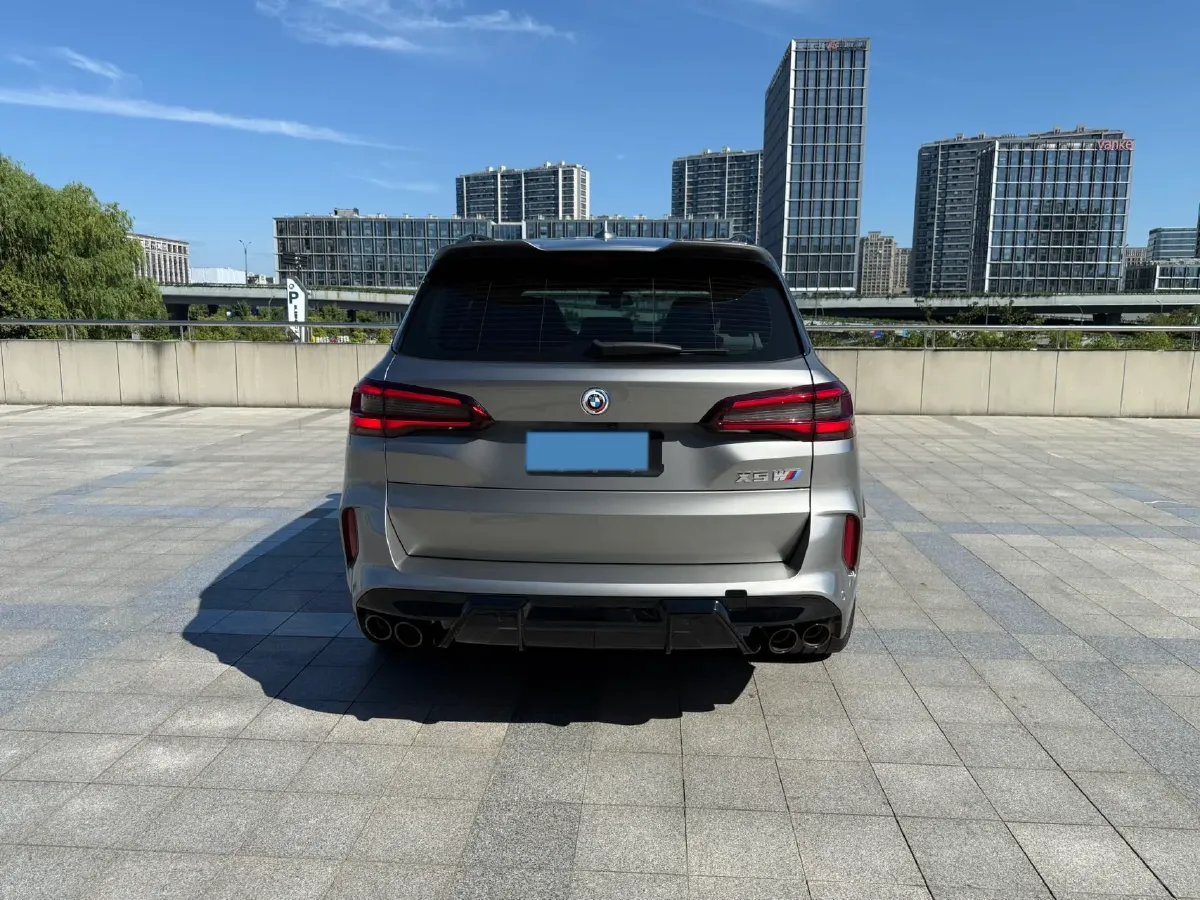 2022 BMW X5 M 4.4T 600HP V8 8AT,autocango,china used car exporter,china ev exporter,chinese used car exporter,chinese used ev exporter