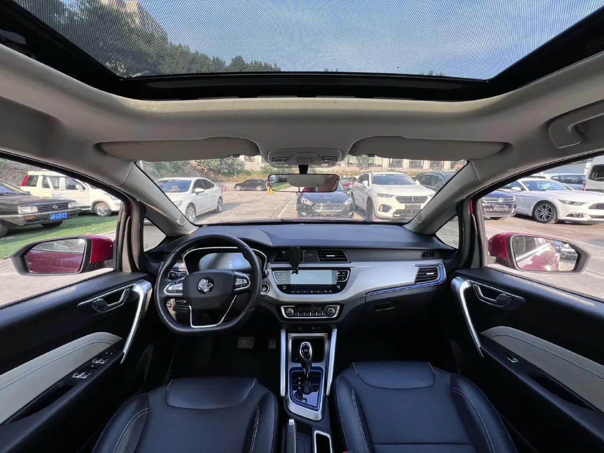 2020 Livan Maple 30X BEV 37KWH,autocango,china used car exporter,china ev exporter,chinese used car exporter,chinese used ev exporter