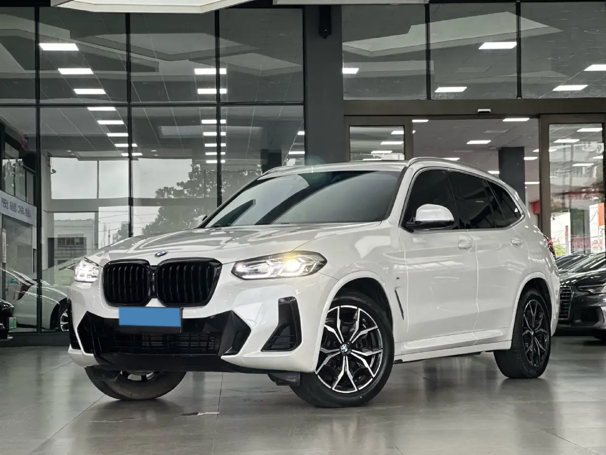 2022 BMW X3 2.0T 184HP L4 8AT