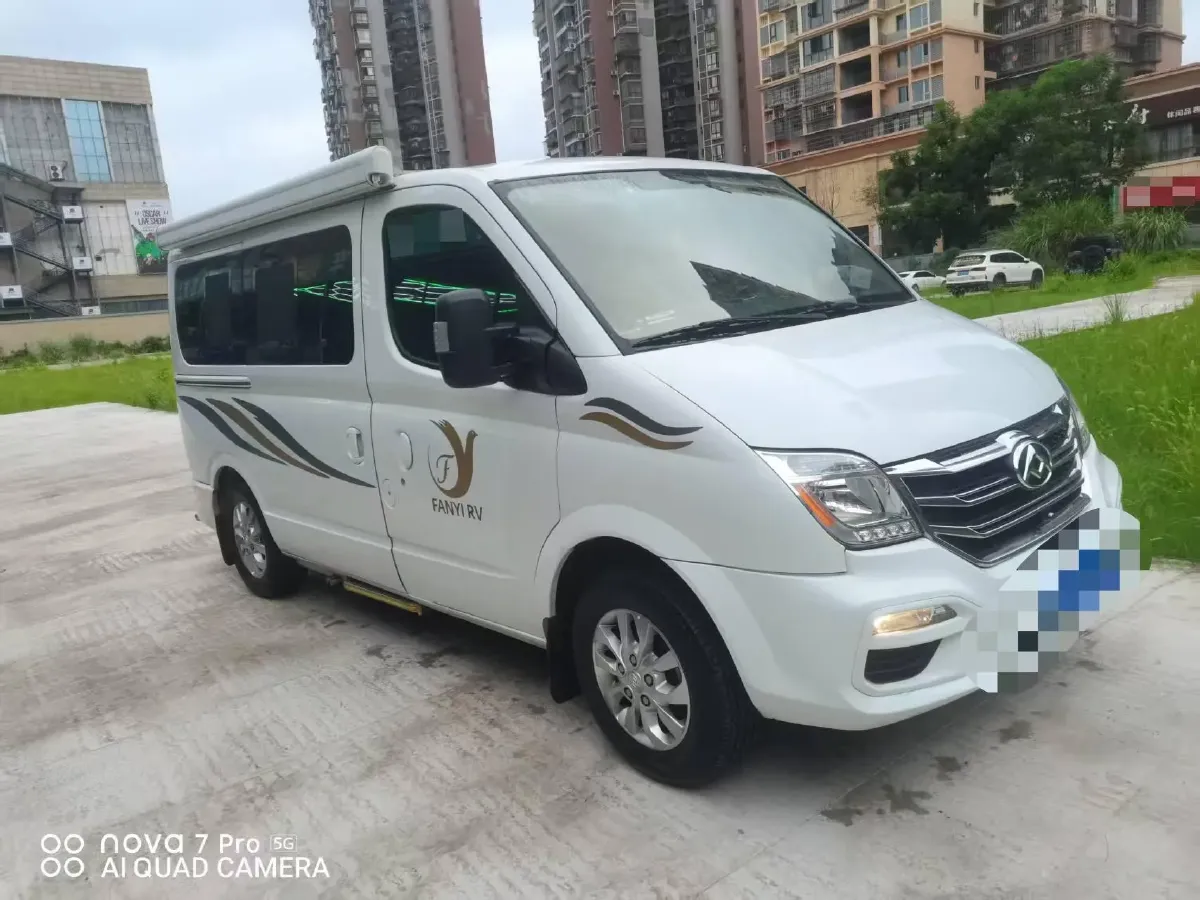 2022 MAXUS V80 RV 2.0T 139HP L4 6AMT,autocango,china used car exporter,china ev exporter,chinese used car exporter,chinese used ev exporter