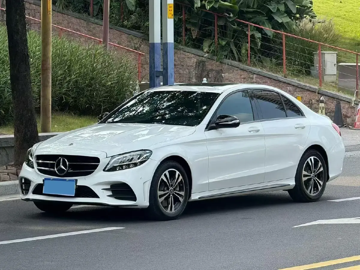 2020 Mercedes-Benz C Class 1.5T 184HP L4 9AT
