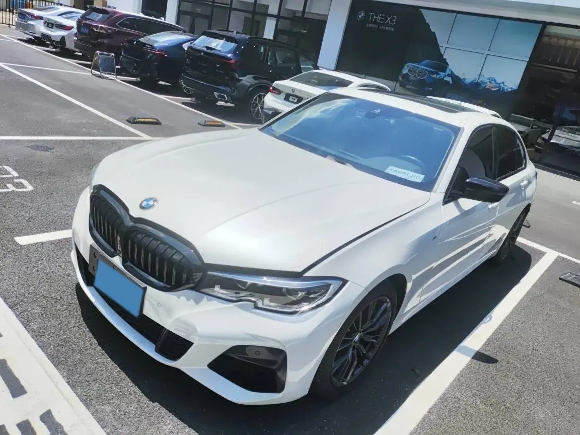 2022 BMW 3 Series 2.0T 184HP L4 8AT