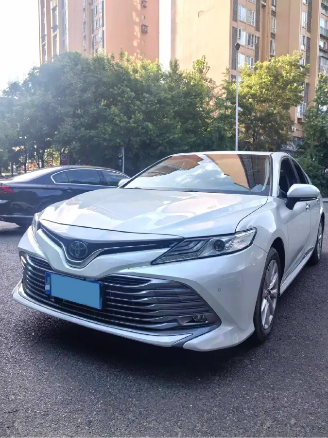 2019 Toyota Camry 2.0L 178HP L4 CVT