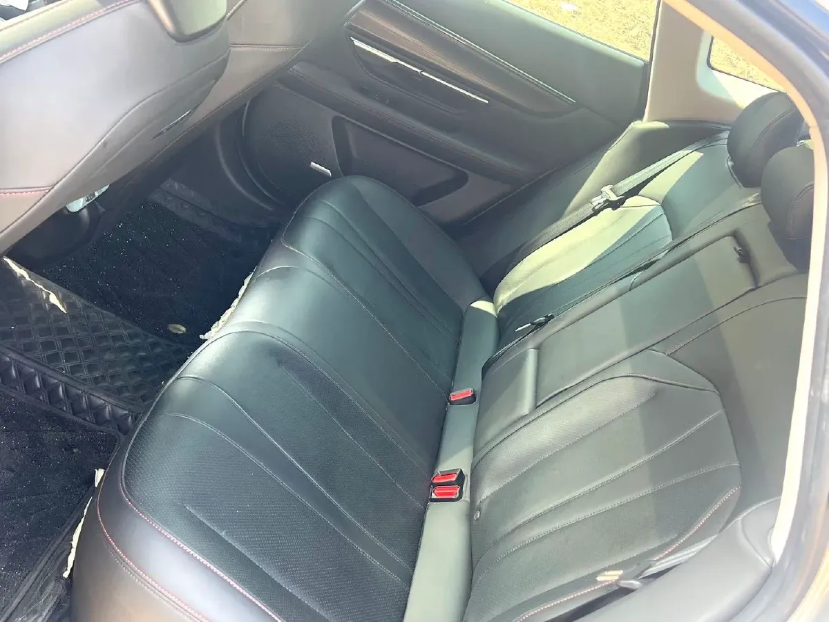 2022 Xpeng P7 BEV 60.2KWH,autocango,china used car exporter,china ev exporter,chinese used car exporter,chinese used ev exporter