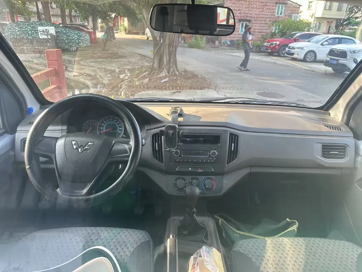 2023 WuLing RongGuang New Truck EV BEV 56.6KWH,autocango,china used car exporter,china ev exporter,chinese used car exporter,chinese used ev exporter