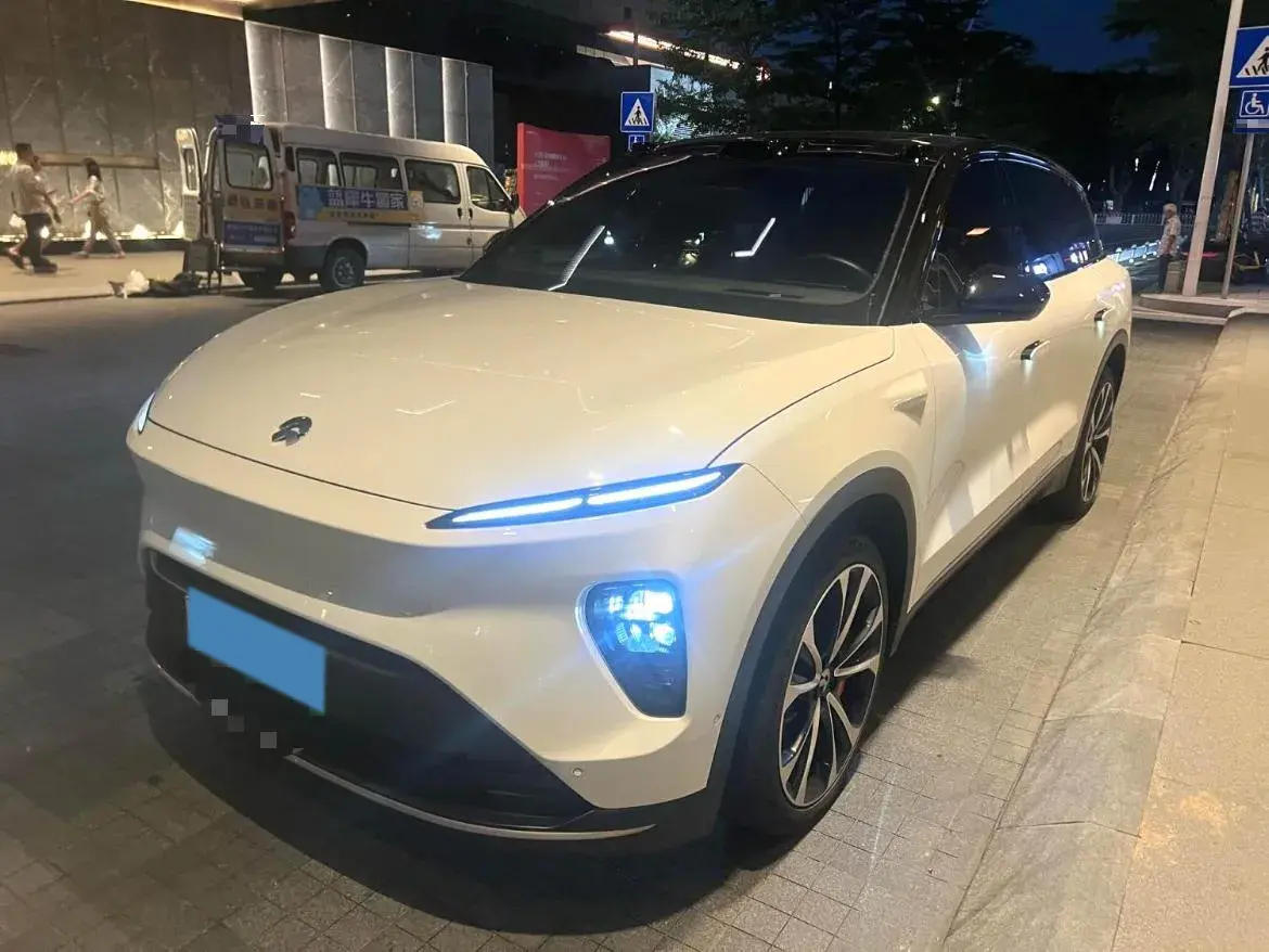2023 NIO ES8 BEV 100KWH