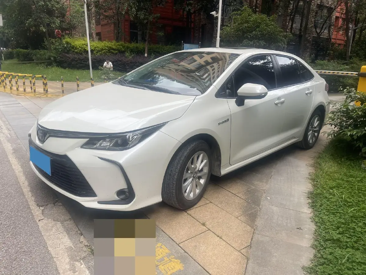 2021 Toyota Corolla 1.8L 98HP L4 E-CVT Hybrid