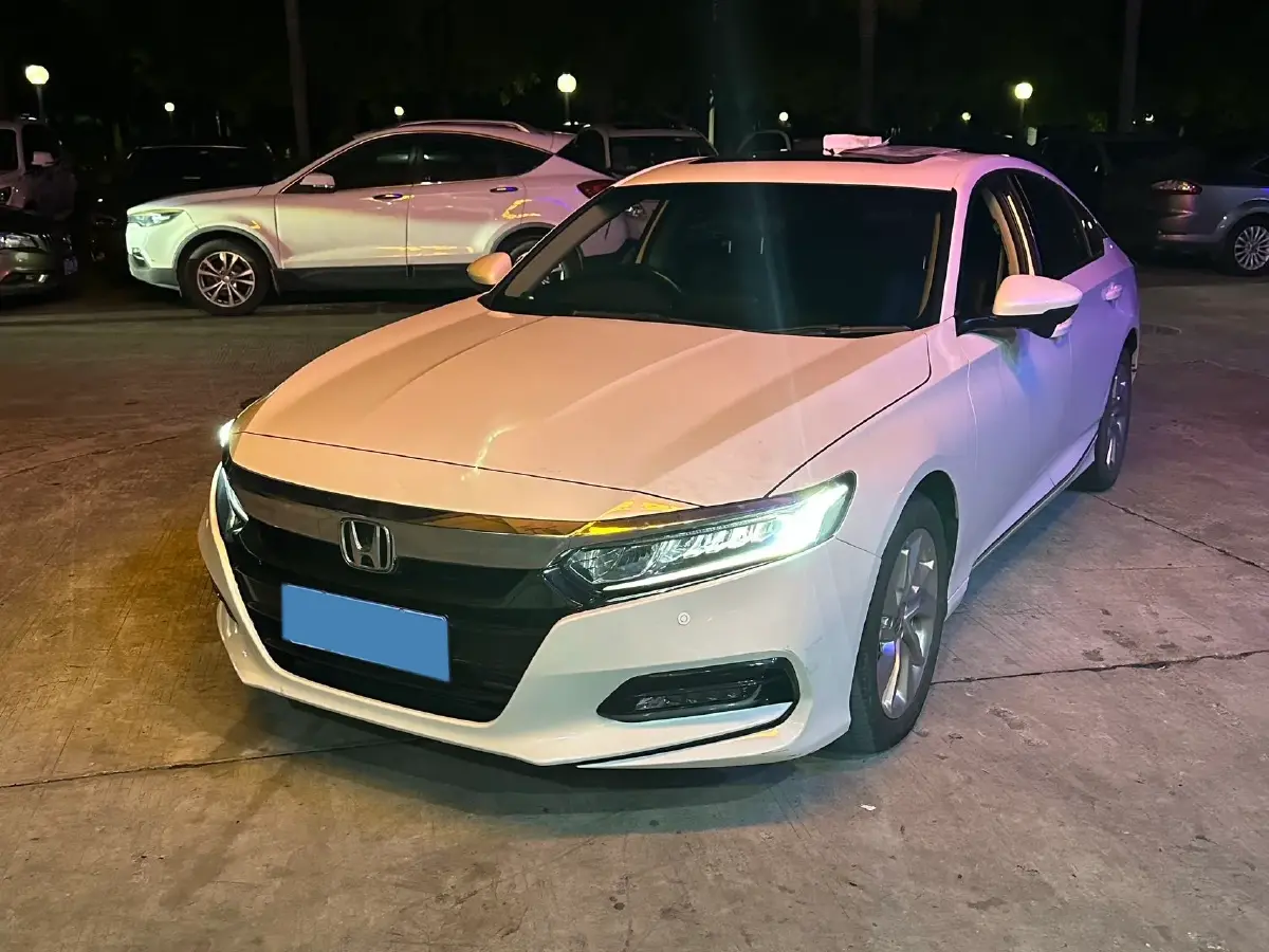 2018 Honda Accord 1.5T 194HP L4 CVT
