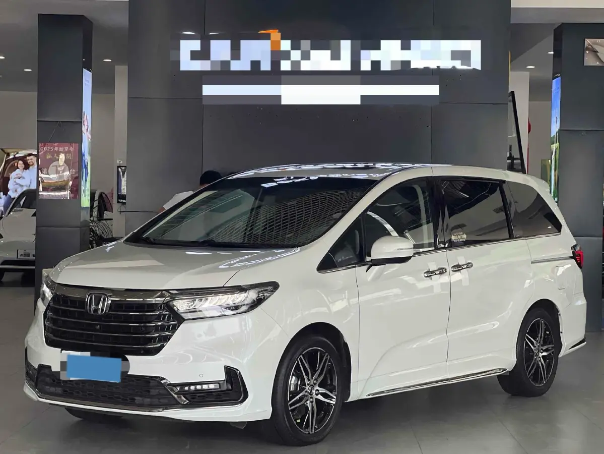 2022 Honda Odyssey 2.0L 146HP L4 E-CVT Hybrid