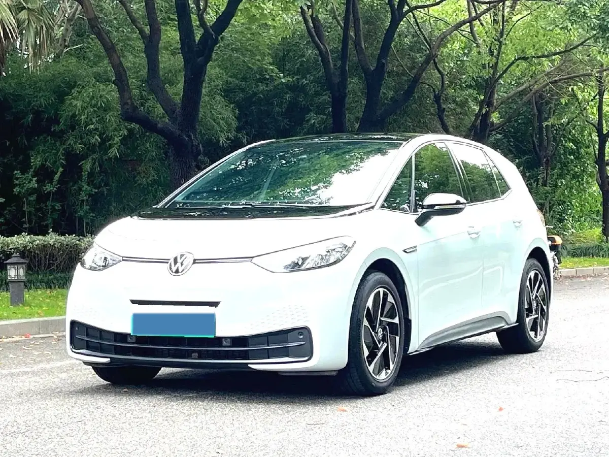 2023 Volkswagen ID.3 BEV 52.8KWH