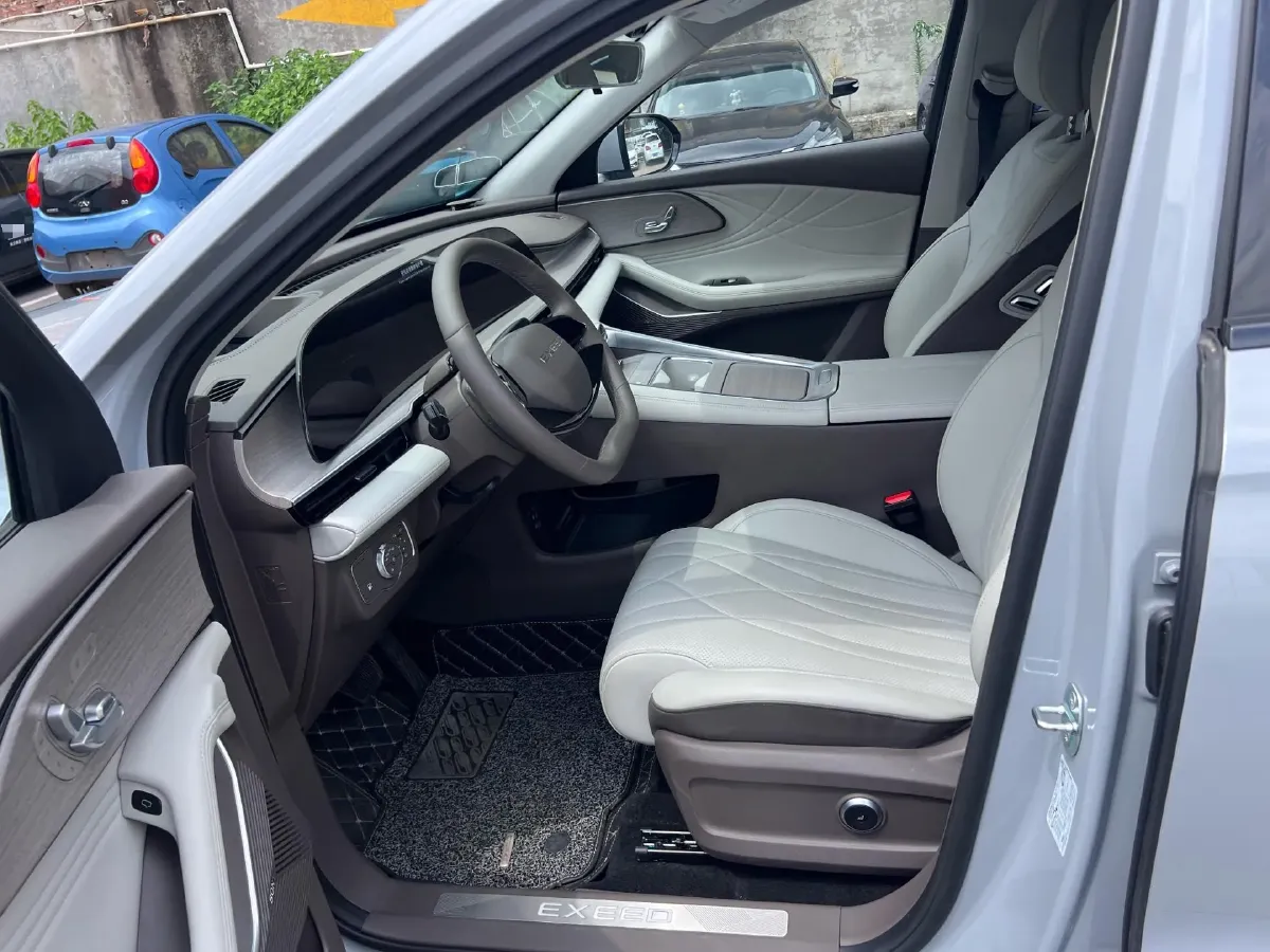 2025 Exceed RX C-DM 1.5T 156HP L4 3DHT PHEV 34.46KWH,autocango,china used car exporter,china ev exporter,chinese used car exporter,chinese used ev exporter