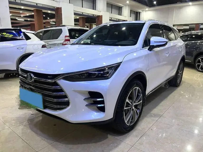 2018 BYD Tang 2.0T 205HP L4 6DCT PHEV 23.97KWH