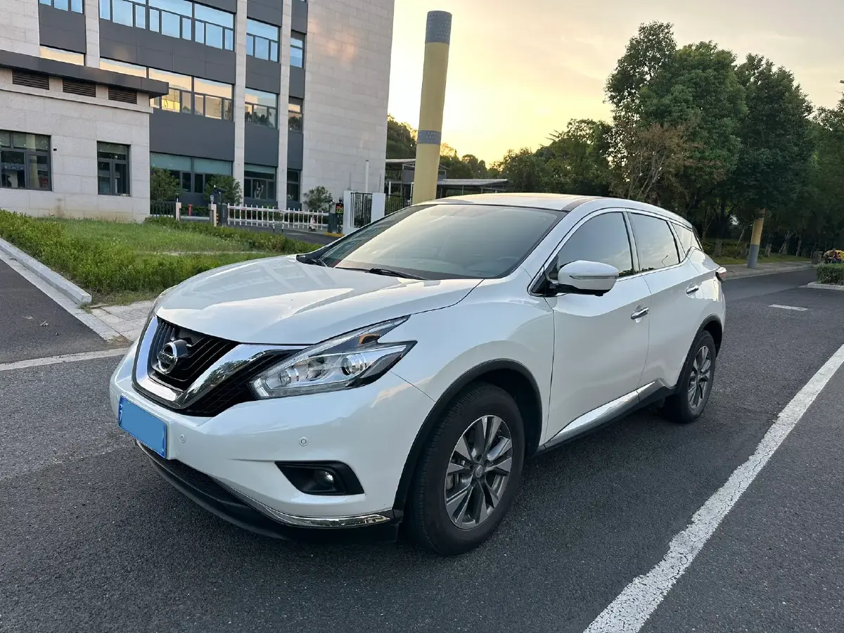 2019 Nissan Murano 2.5L 186HP L4 CVT