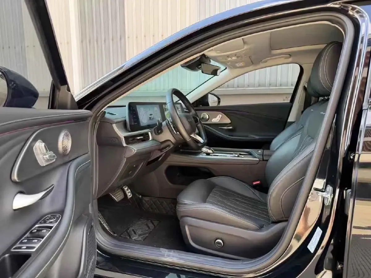 2023 Chery Arrizo 8 2.0T 254HP L4 7DCT,autocango,china used car exporter,china ev exporter,chinese used car exporter,chinese used ev exporter